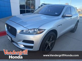 Used 2017 Jaguar F-PACE Prestige video 1