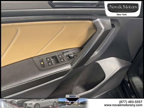 Used 2023 Volkswagen Tiguan SE image 13