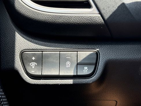 Used 2025 Kia Seltos EX FWD image 18