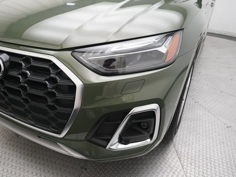 Used 2023 Audi Q5 2.0T Prestige w/ Prestige Package image 3