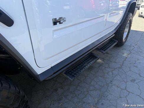 Used 2003 HUMMER H2 w/ Preferred Equipment Group AWD/4WD image 19