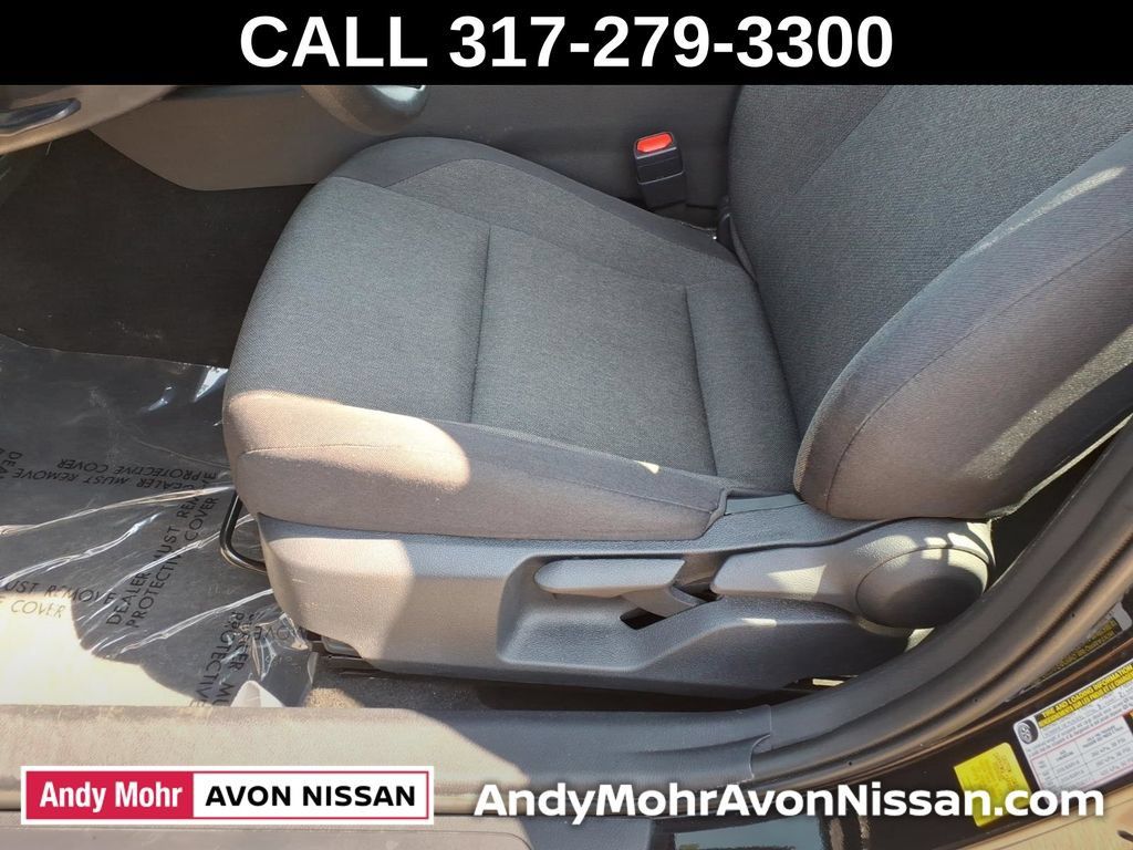 Used 2025 Toyota Camry LE FWD image 19