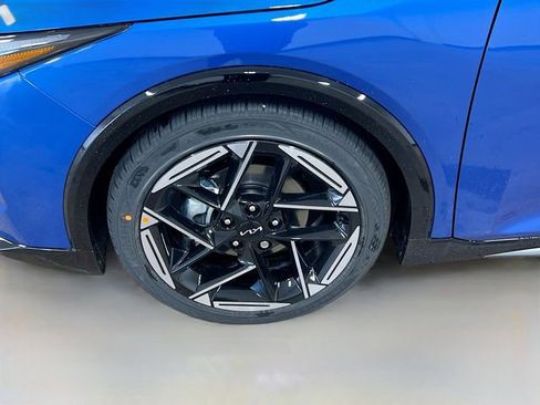 New 2025 Kia K4 GT-Line image 30