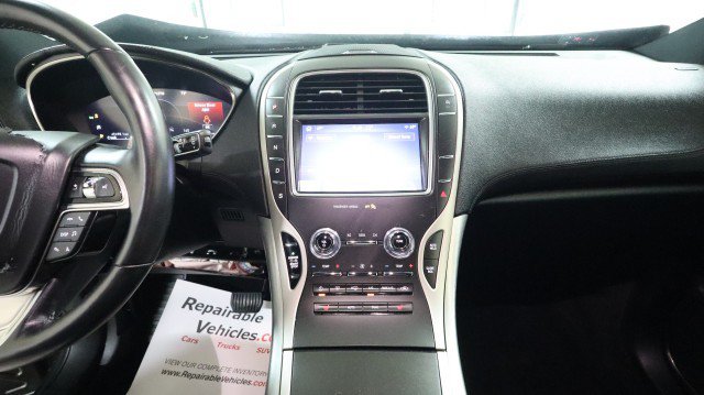Used 2020 Lincoln Nautilus Premier w/ Equipment Group 101A AWD/4WD image 13