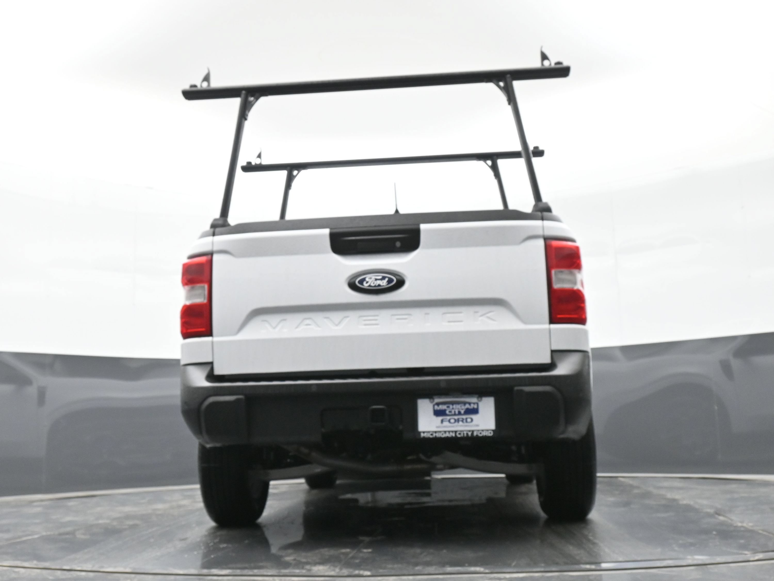 Used 2025 Ford Maverick XLT w/ Equipment Group 301A AWD/4WD image 40