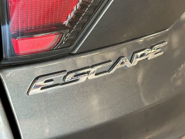 Used 2017 Ford Escape Titanium AWD/4WD image 26