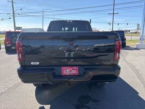 Used 2025 RAM 2500 Laramie w/ Night Edition image 5