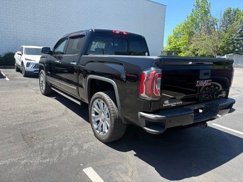 Used 2018 GMC Sierra 1500 Denali w/ Denali Ultimate Package AWD/4WD image 7
