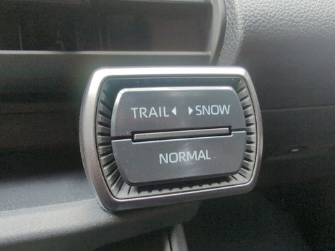 Certified 2026 Toyota RAV4 SE AWD/4WD image 40
