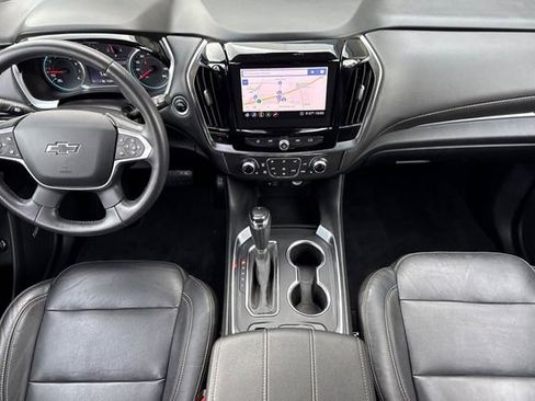 Used 2020 Chevrolet Traverse RS image 15