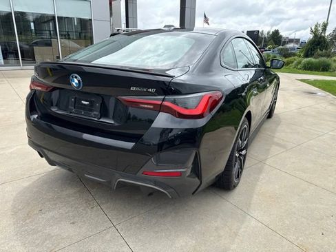 Used 2022 BMW i4 eDrive40 w/ M Sport Package RWD image 7