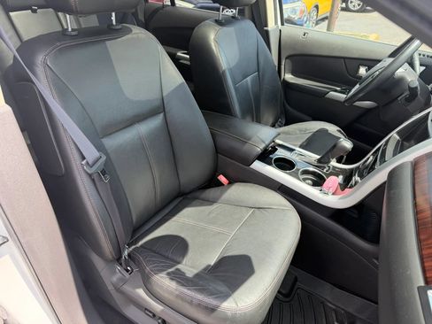 Used 2013 Ford Edge Limited FWD image 11