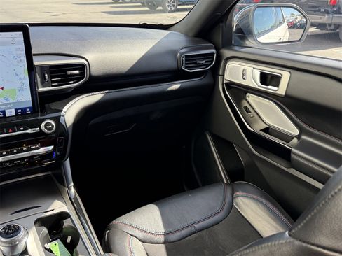 Certified 2022 Ford Explorer ST w/ Equipment Group 401A image 15