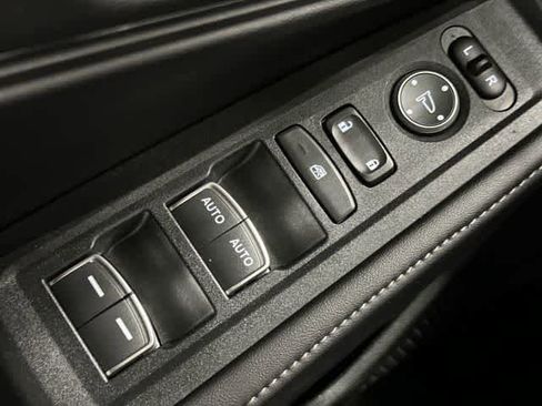 Used 2025 Honda Accord Sport image 19