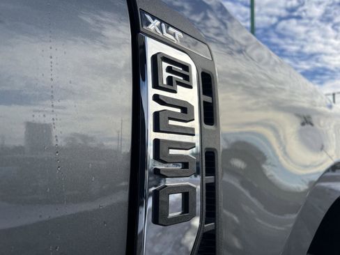 New 2026 Ford F250 XLT w/ XLT Premium Package image 3