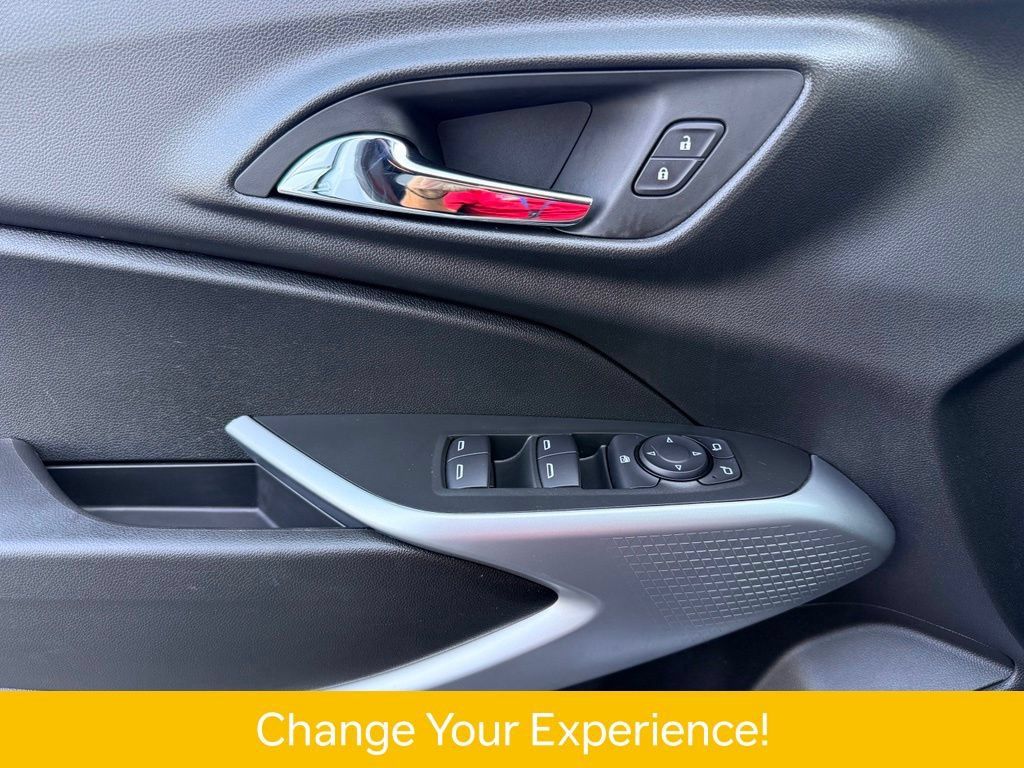 Used 2024 Chevrolet Trax LS w/ LS Convenience Package FWD image 26