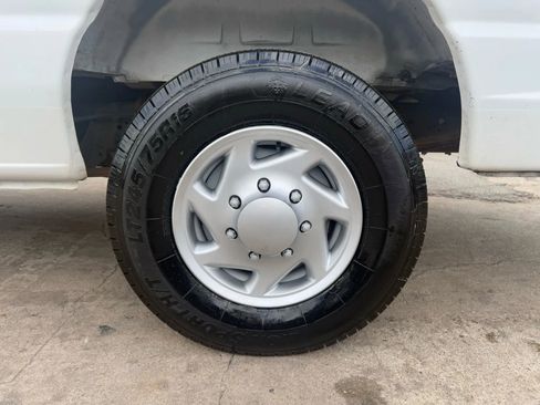 Used 2007 Ford E-250 and Econoline 250 Extended image 16