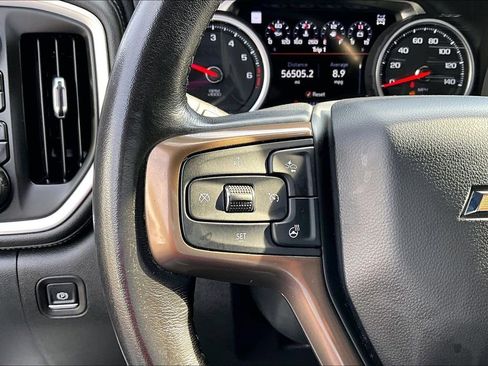 Used 2021 Chevrolet Silverado 1500 High Country w/ Technology Package AWD/4WD image 14