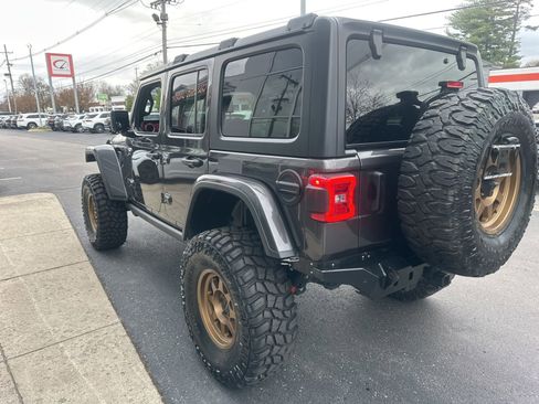 Used 2021 Jeep Wrangler Unlimited Rubicon w/ LED Lighting Group image 7