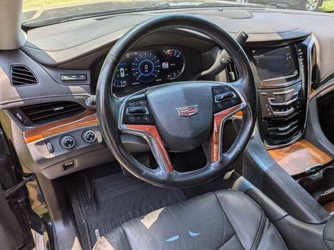 Used 2016 Cadillac Escalade Premium AWD/4WD image 16
