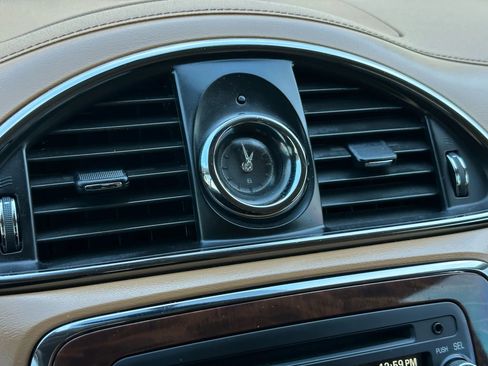 Used 2017 Buick Enclave Leather image 36