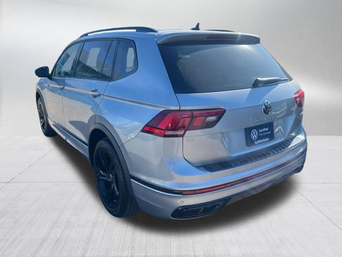Certified 2023 Volkswagen Tiguan SE R-Line AWD/4WD image 4