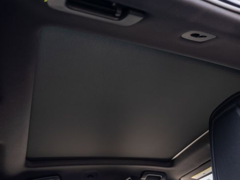 Certified 2025 Porsche Cayenne Coupe image 30