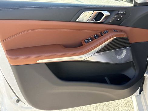 New 2026 BMW X7 M60i image 27