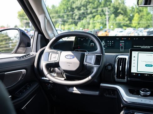 New 2027 Ford Expedition Max Platinum w/ Driver's Package AWD/4WD image 37