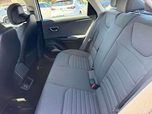 Used 2025 Kia K4 EX FWD image 9