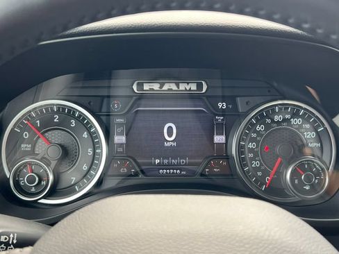 Used 2022 RAM 1500 Big Horn AWD/4WD image 20