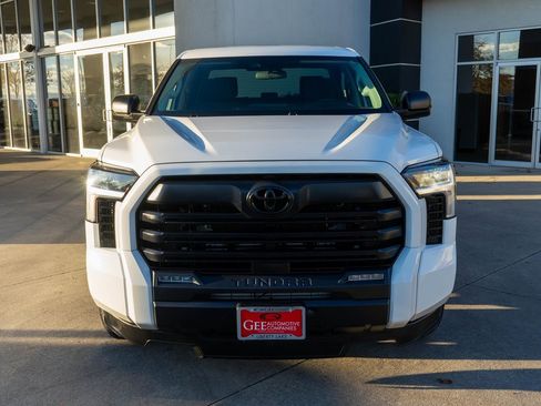 Used 2022 Toyota Tundra SR5 image 2