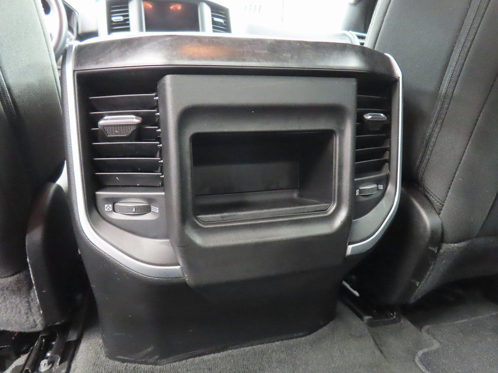 Used 2022 RAM 1500 Big Horn AWD/4WD image 10