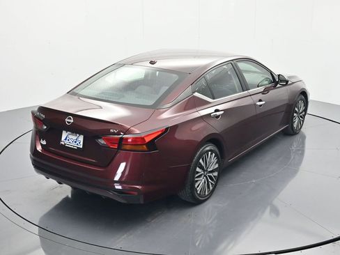 Certified 2024 Nissan Altima 2.5 SV FWD image 31