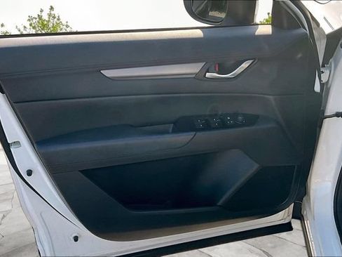 Used 2018 MAZDA CX-5 Touring FWD image 21