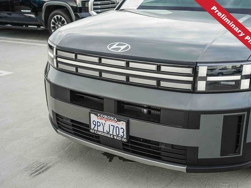 Used 2025 Hyundai Santa Fe SEL FWD image 5