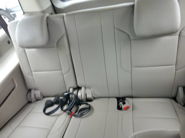 Used 2019 Chevrolet Suburban LT AWD/4WD image 9