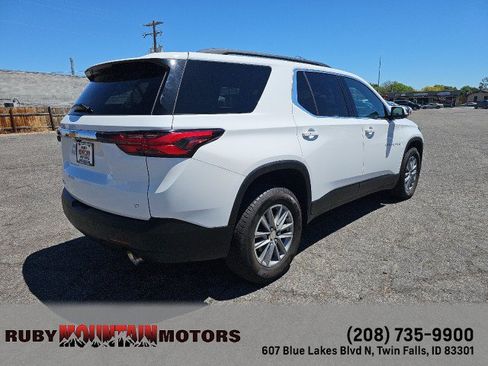 Used 2022 Chevrolet Traverse LT AWD/4WD image 7