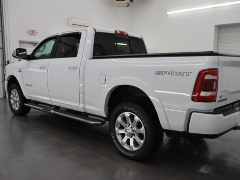 Used 2022 RAM 2500 Laramie AWD/4WD image 6