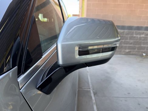 Used 2024 Kia EV9 Light RWD image 12