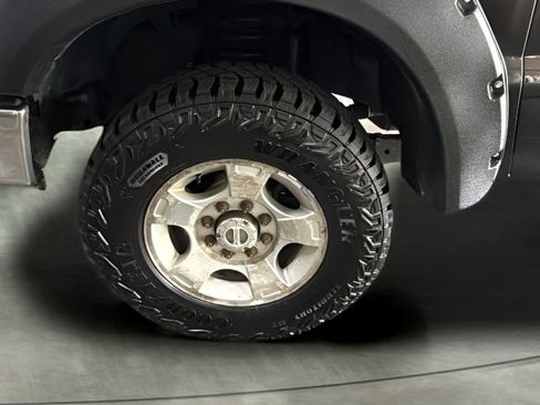 Used 2010 Ford F250 XLT image 9