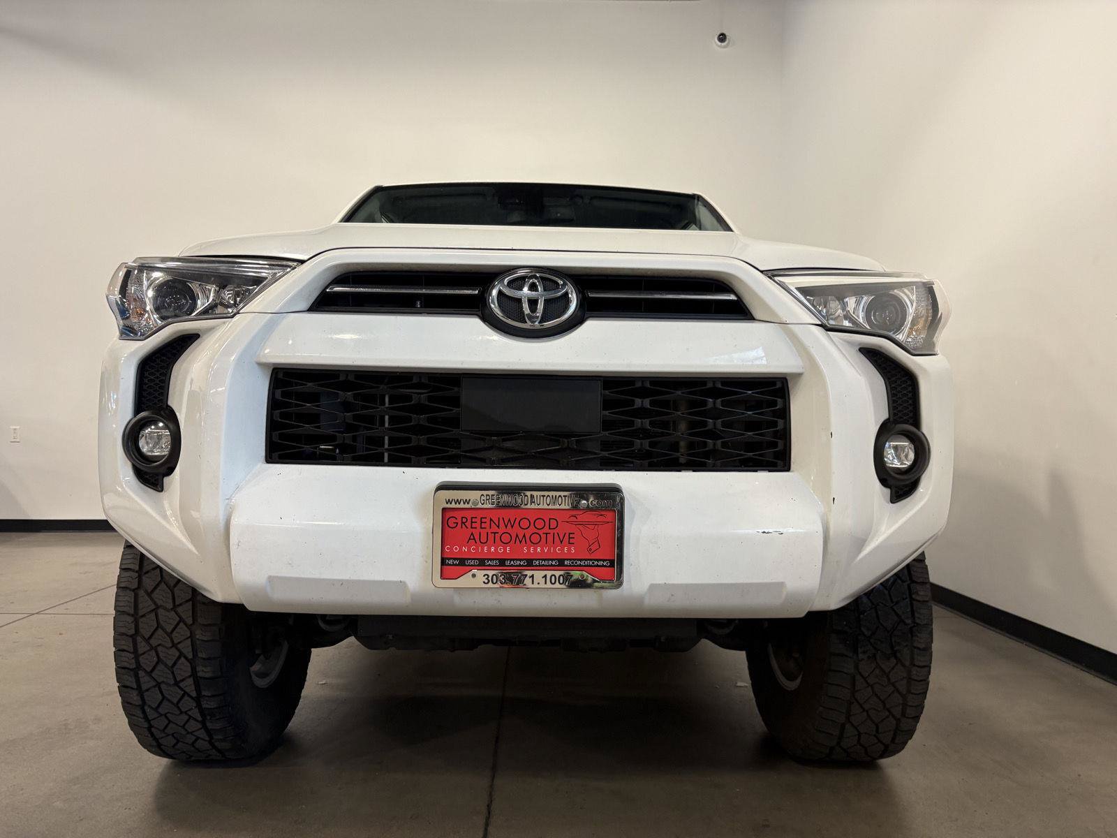 Used 2021 Toyota 4Runner SR5 Premium AWD/4WD image 9