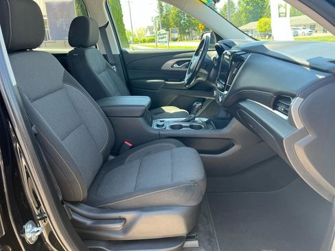 Used 2019 Chevrolet Traverse LT FWD image 20