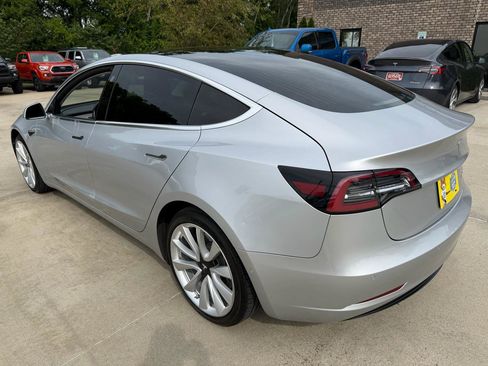 Used 2018 Tesla Model 3 Long Range AWD/4WD image 7