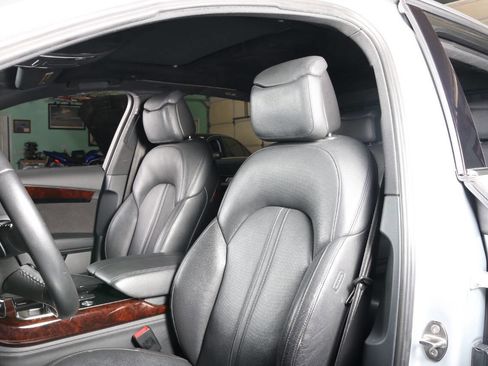 Used 2013 Audi A8 L 4.0T w/ Comfort Pkg image 37