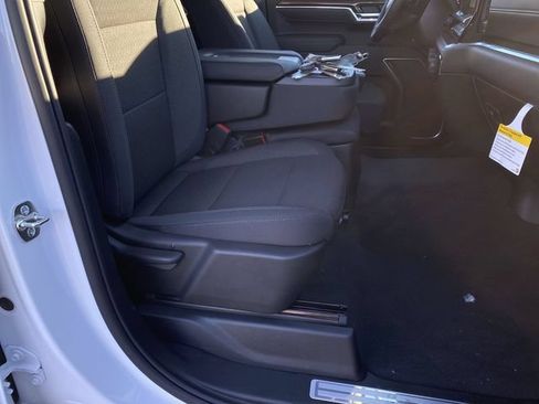 Certified 2026 Chevrolet Silverado 1500 LT w/ LPO, Liner Protection Package AWD/4WD image 42