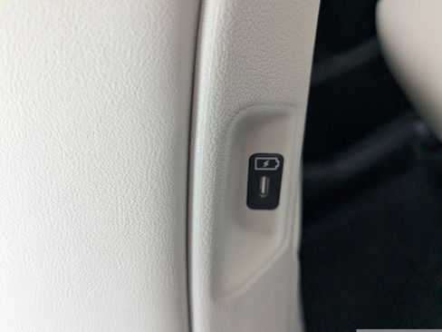 New 2026 Kia Sorento S FWD image 18
