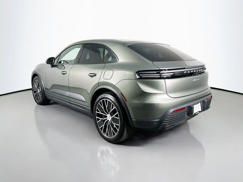 Used 2024 Porsche Macan 4 Electric image 3