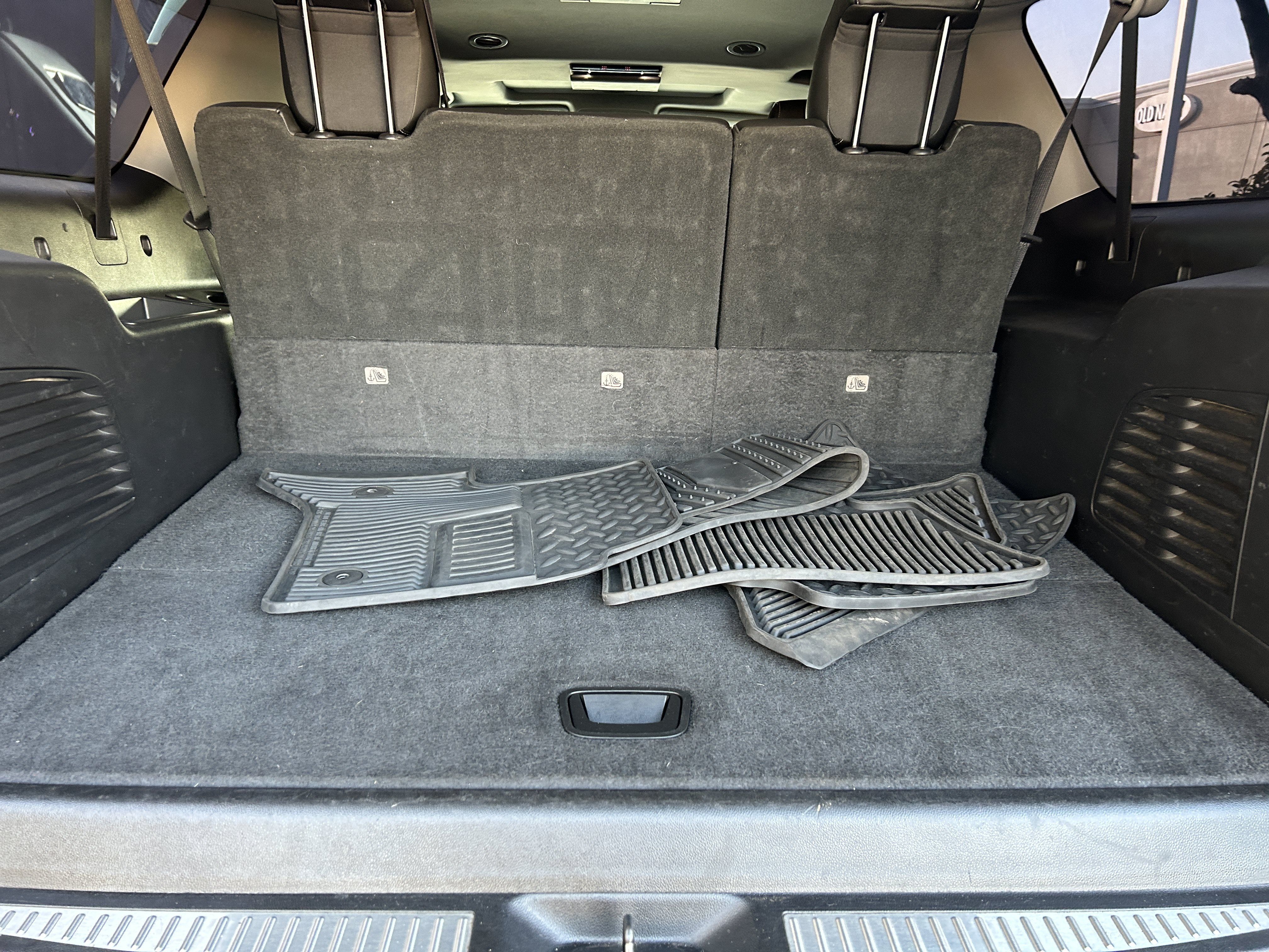 Used 2019 Chevrolet Suburban Premier AWD/4WD image 39
