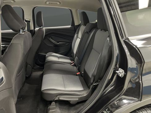 Used 2019 Ford Escape SE image 26